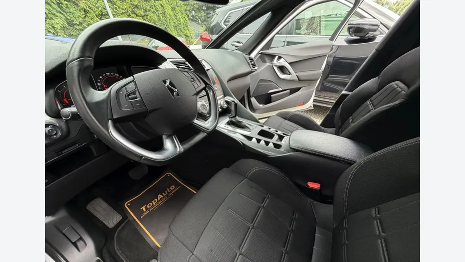CITROEN DS5 -