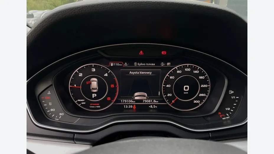 AUDI Q5 -