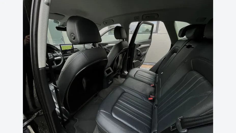 AUDI Q5 -