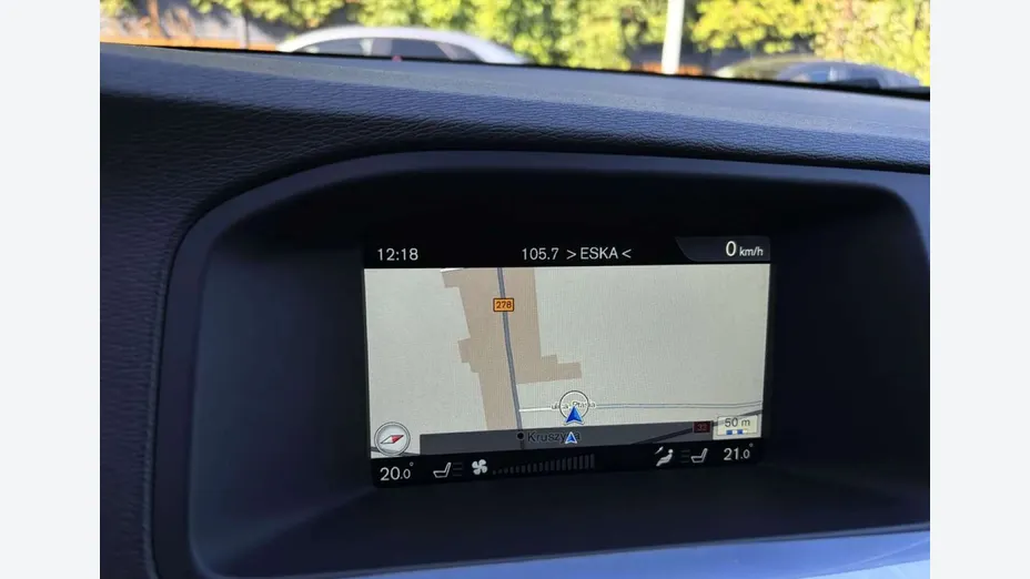 VOLVO V60 -