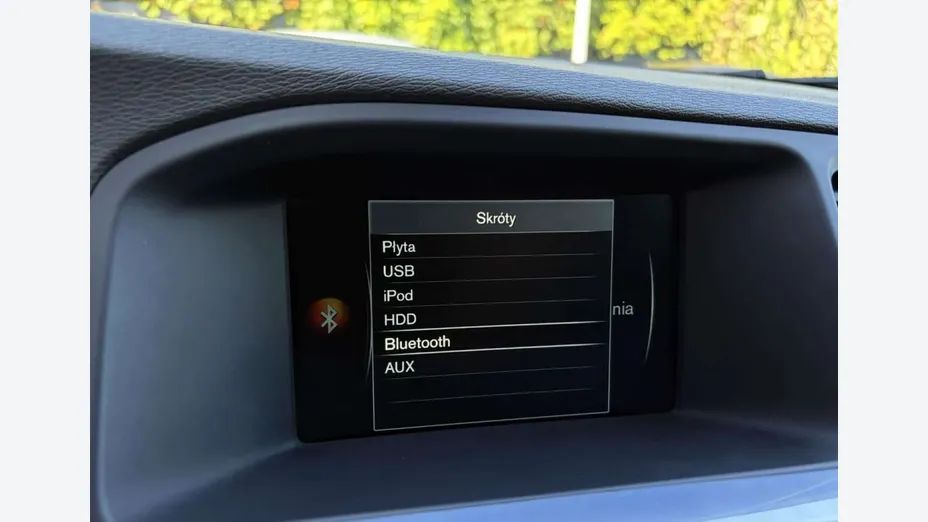 VOLVO V60 -