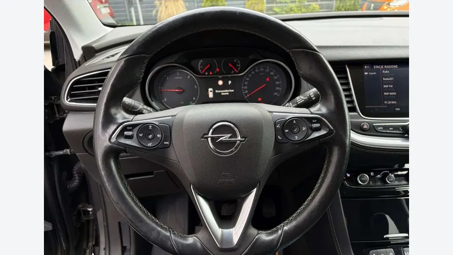 OPEL Grandland X -