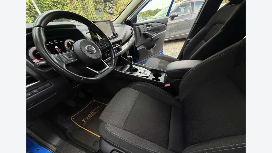 NISSAN Qashqai -