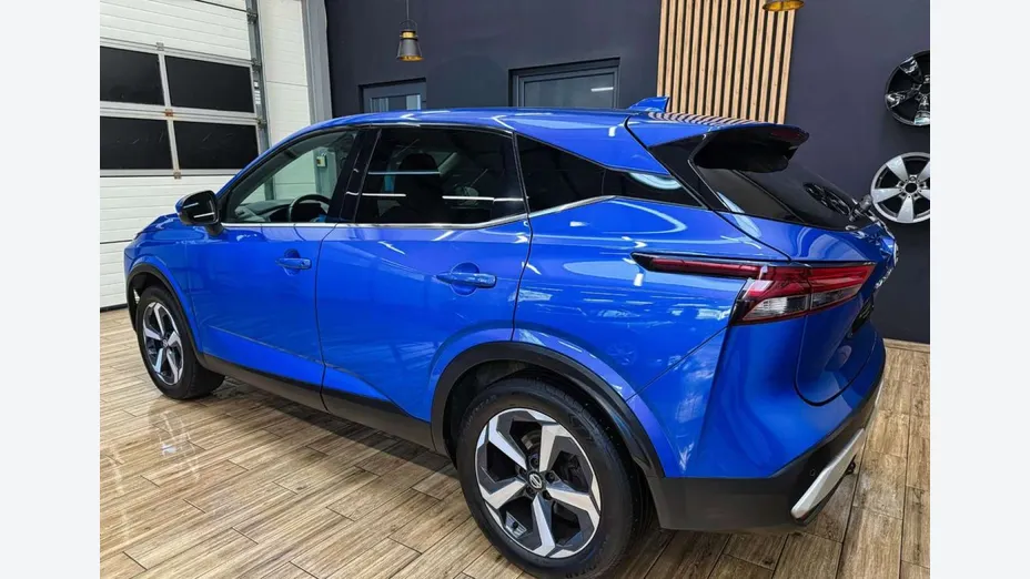 NISSAN Qashqai -