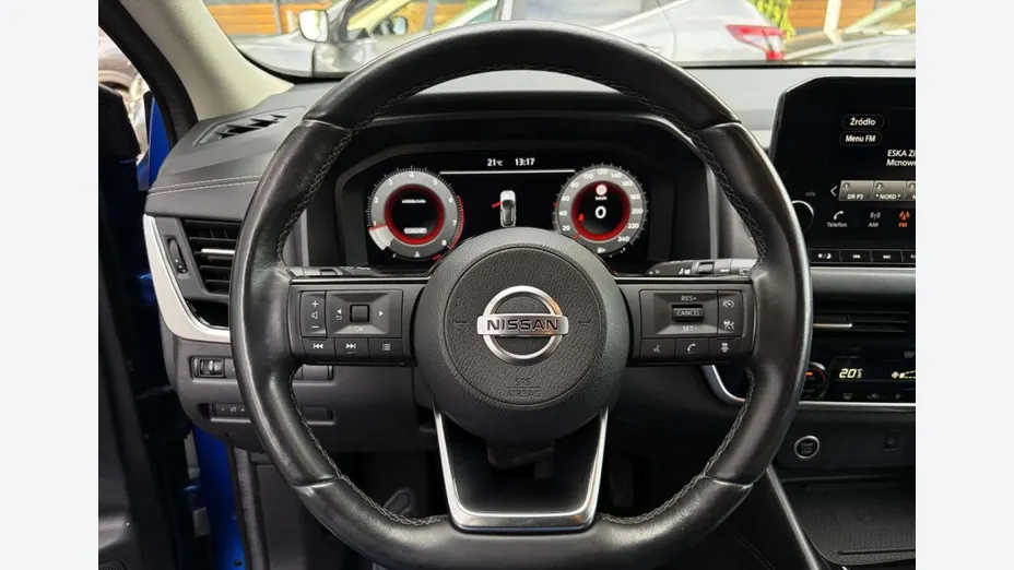 NISSAN Qashqai -
