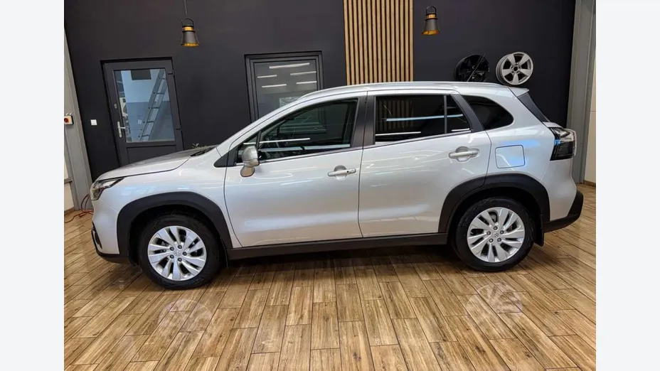 SUZUKI SX4 -