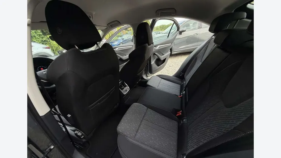 SKODA Octavia -