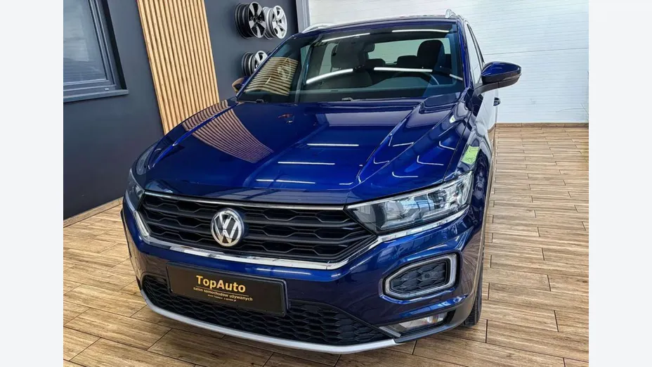 VOLKSWAGEN T-ROC -