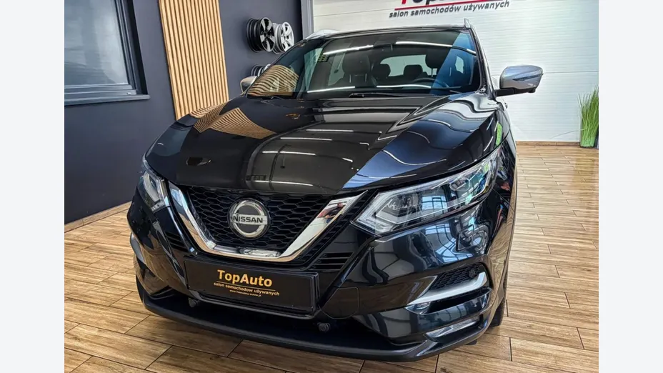 NISSAN Qashqai -