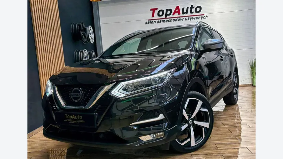 NISSAN Qashqai -