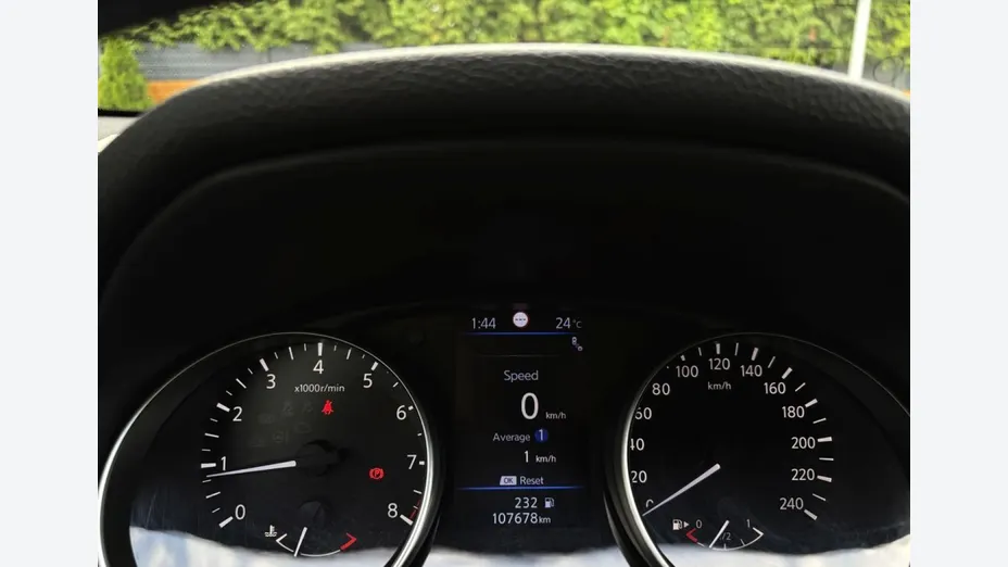 NISSAN Qashqai -