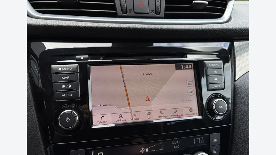 NISSAN Qashqai -