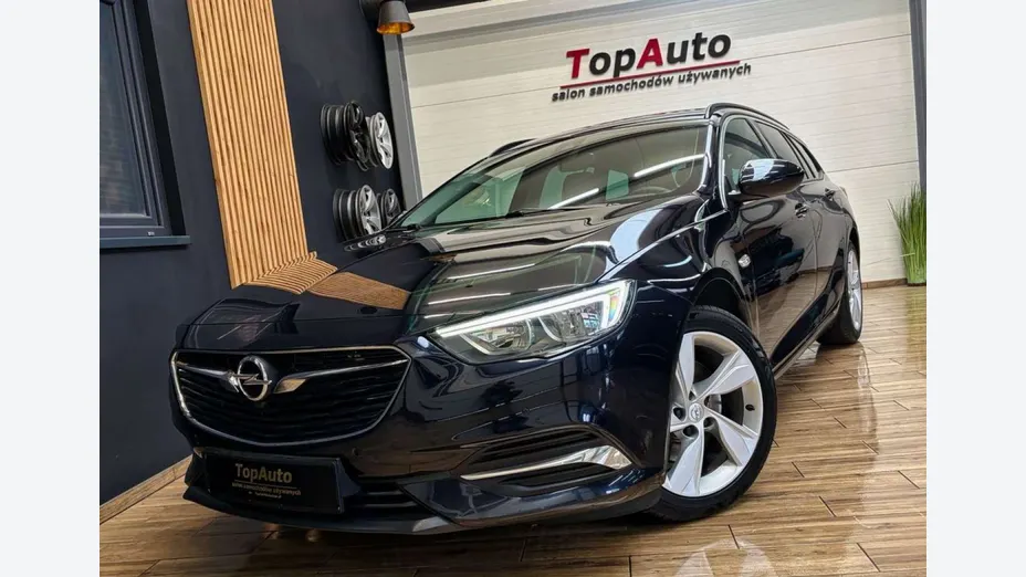 OPEL Insignia -