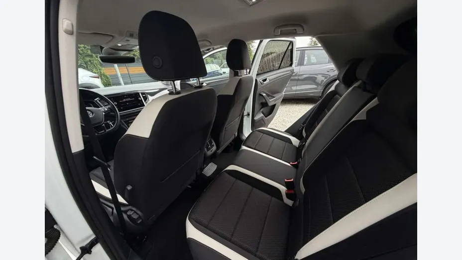 VOLKSWAGEN T-ROC -
