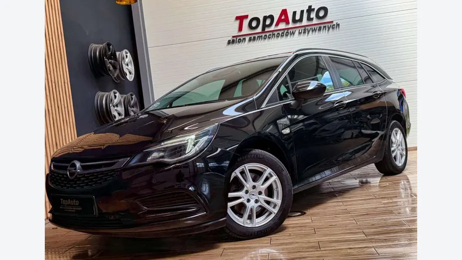OPEL Astra -