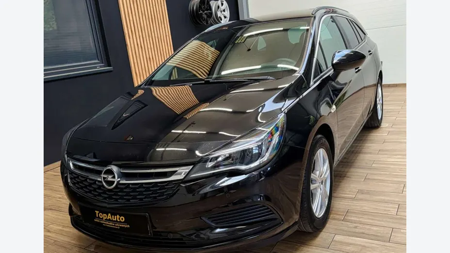 OPEL Astra -