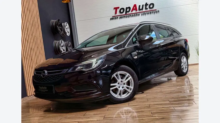 OPEL Astra -