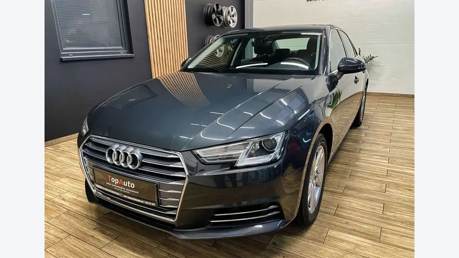 AUDI A4 -