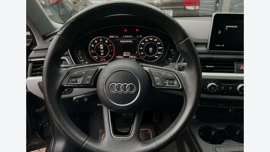 AUDI A4 -