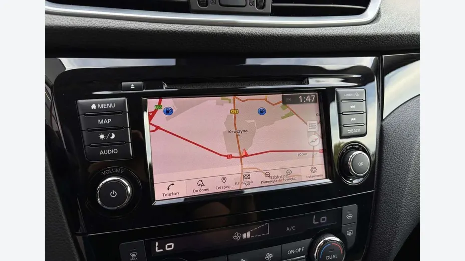 NISSAN Qashqai -