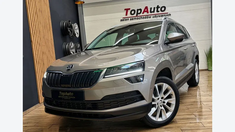 SKODA Karoq -