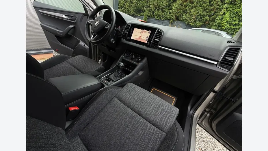 SKODA Karoq -