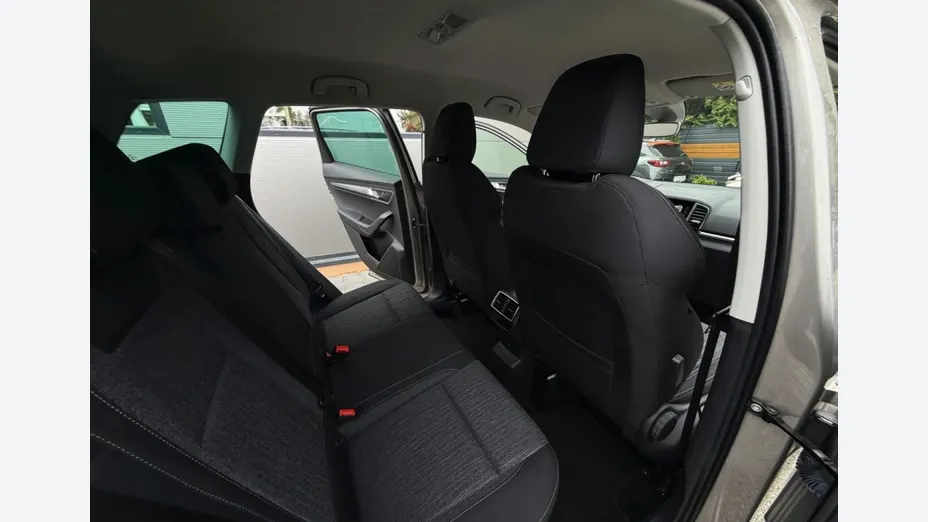 SKODA Karoq -