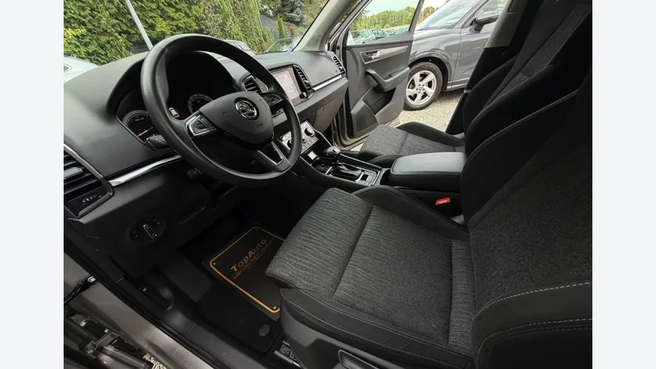 SKODA Karoq -