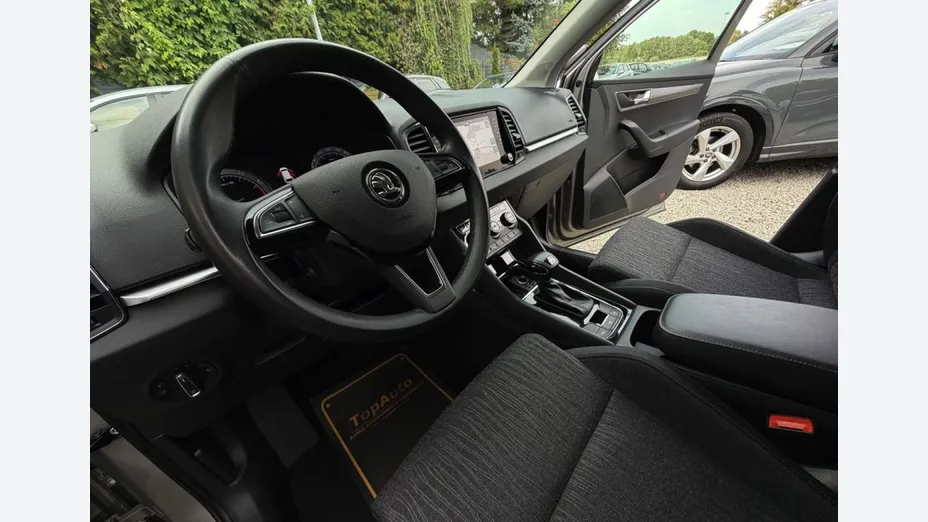 SKODA Karoq -