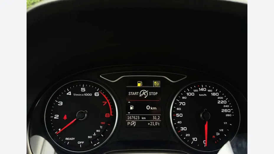 AUDI Q2 -