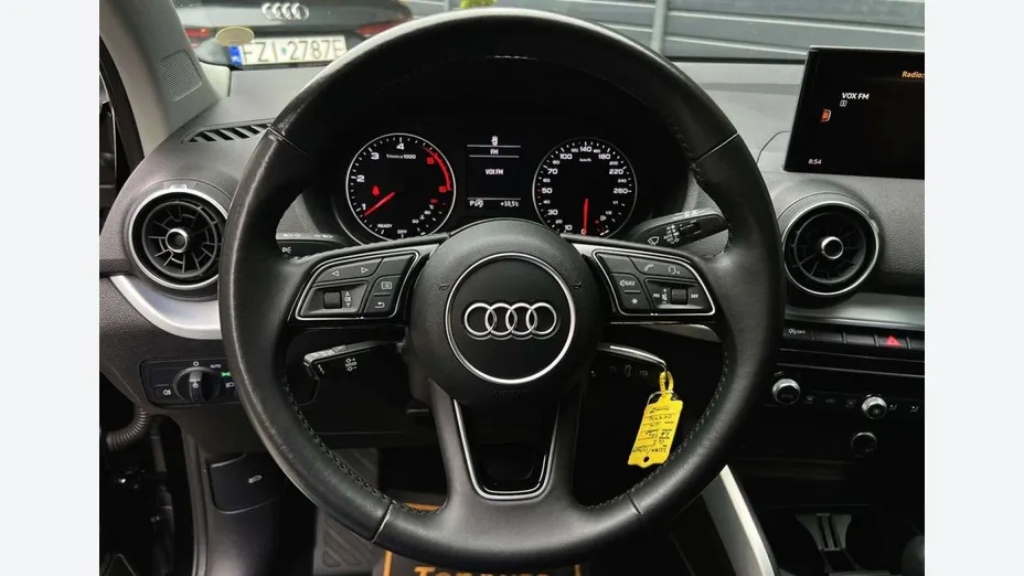 AUDI Q2 -