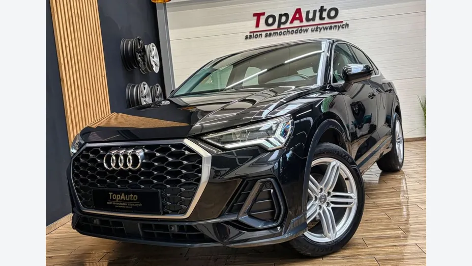 AUDI Q3 Sportback -