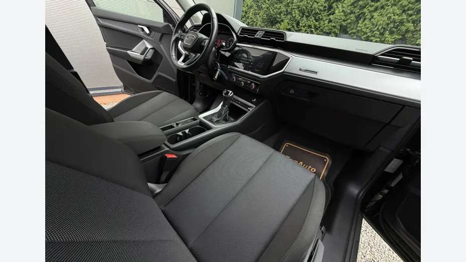 AUDI Q3 Sportback -