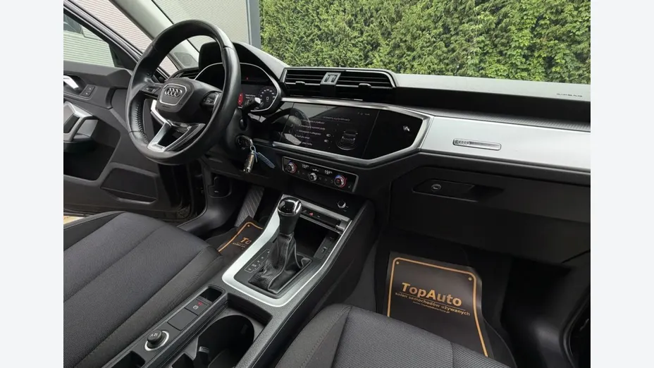 AUDI Q3 Sportback -