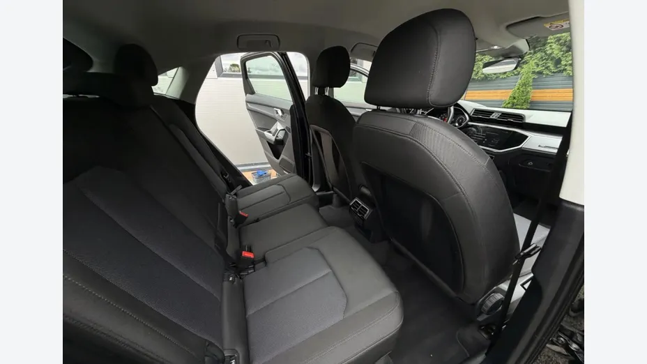 AUDI Q3 Sportback -