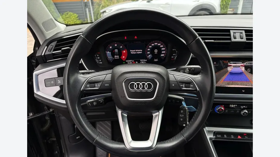 AUDI Q3 Sportback -