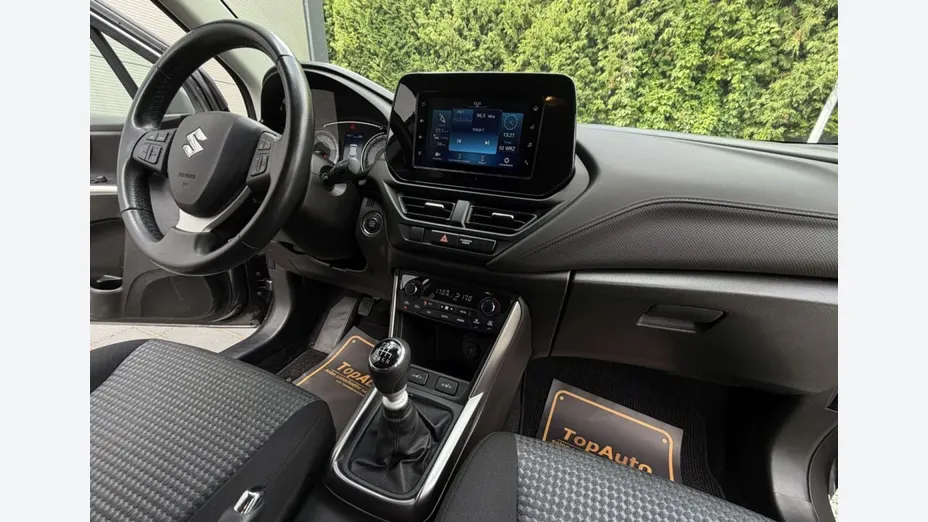 SUZUKI SX4 -