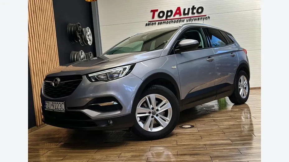OPEL Grandland X -