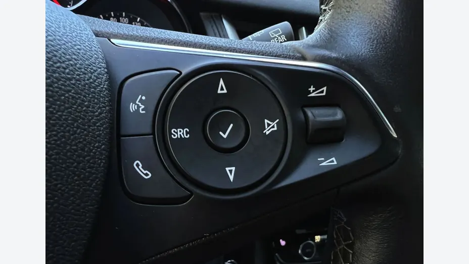 OPEL Grandland X -