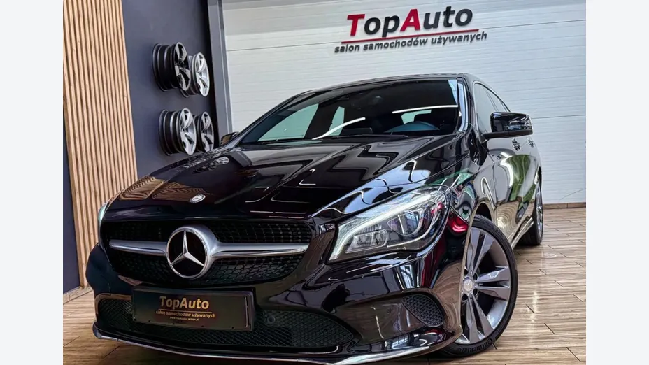 MERCEDES-BENZ CLA -