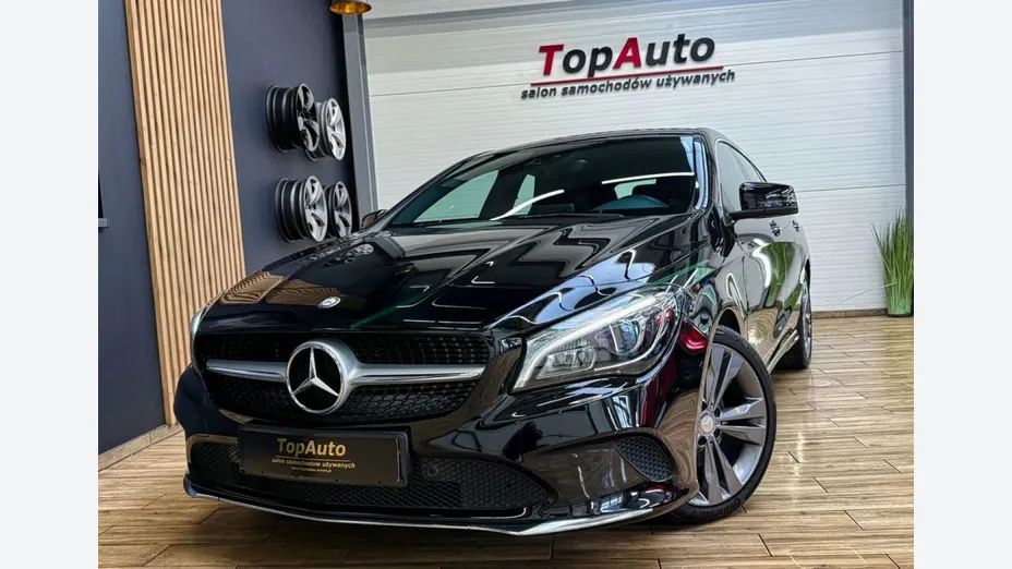 MERCEDES-BENZ CLA -