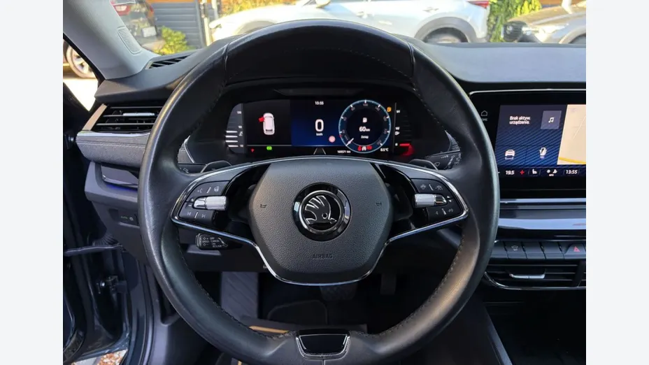 SKODA Octavia -