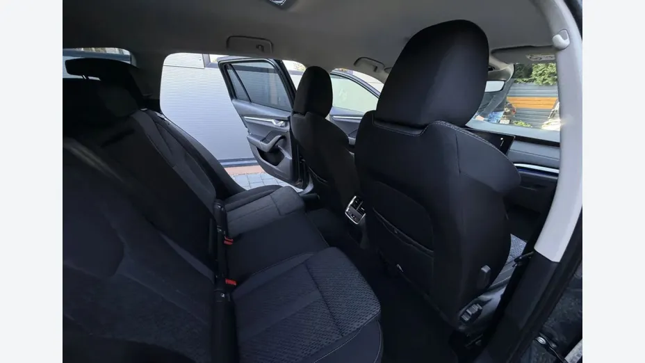 SKODA Octavia -