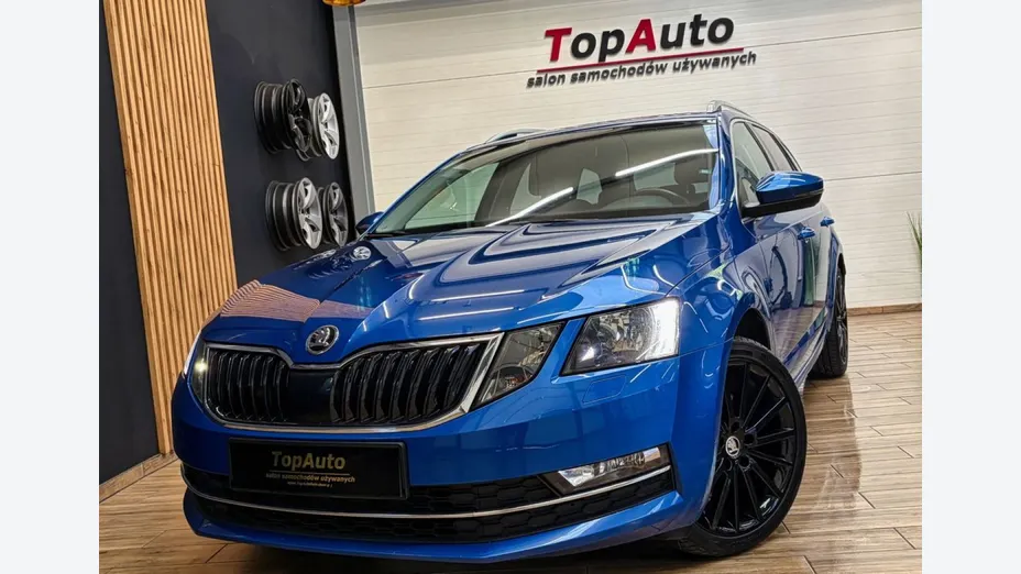 SKODA Octavia -
