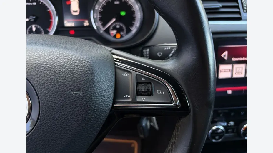 SKODA Octavia -