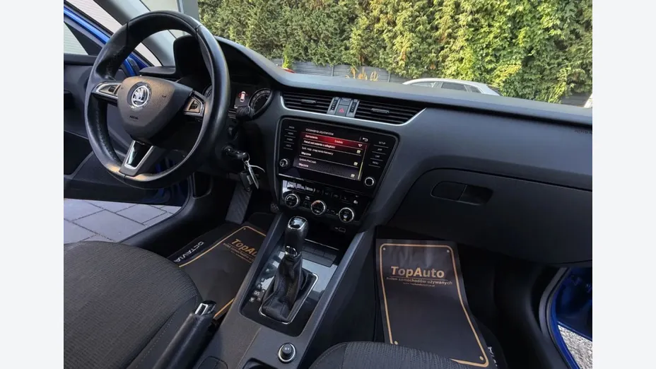 SKODA Octavia -