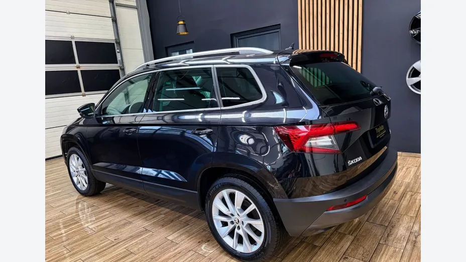 SKODA Karoq -