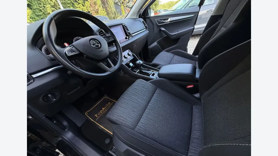 SKODA Karoq -