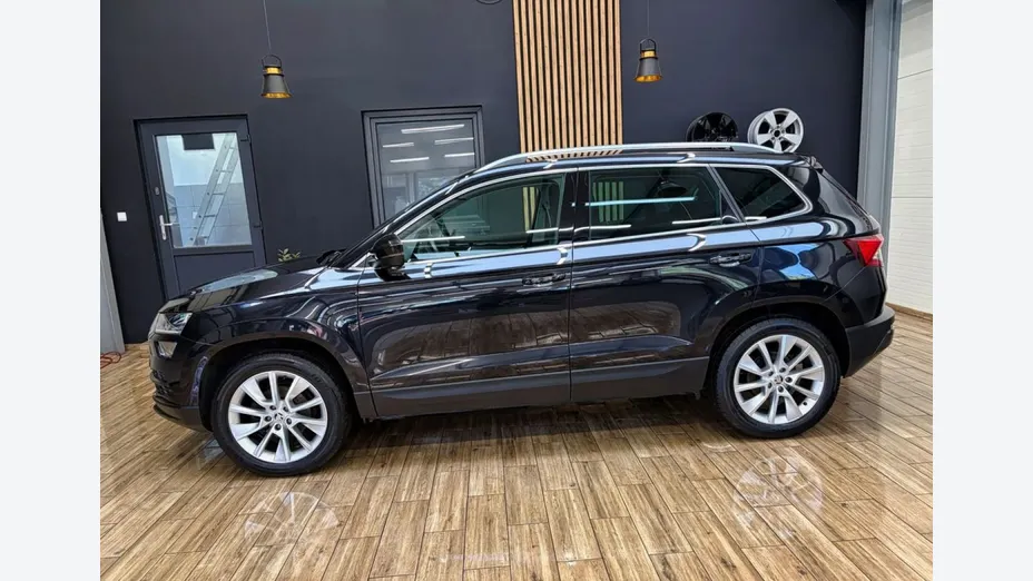 SKODA Karoq -