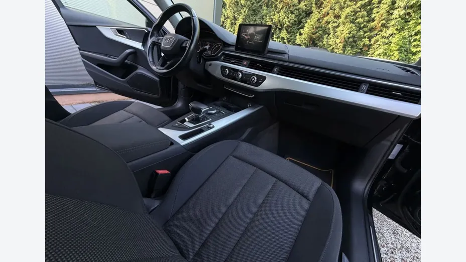 AUDI A4 Avant -